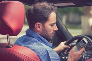 Plainfield, IL distracted driving accident attorney